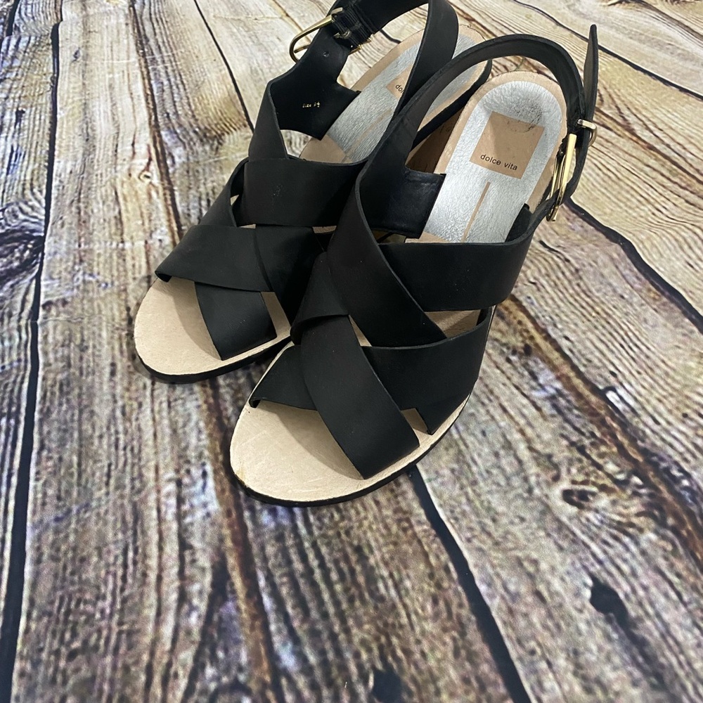 Dolce Vita Black Criss-Cross Sandals